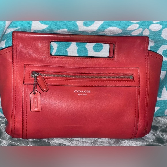 Coach Legacy Leather Basket clutch In Carnelian EUC released circa 2020/2021 - Picture 1 of 17